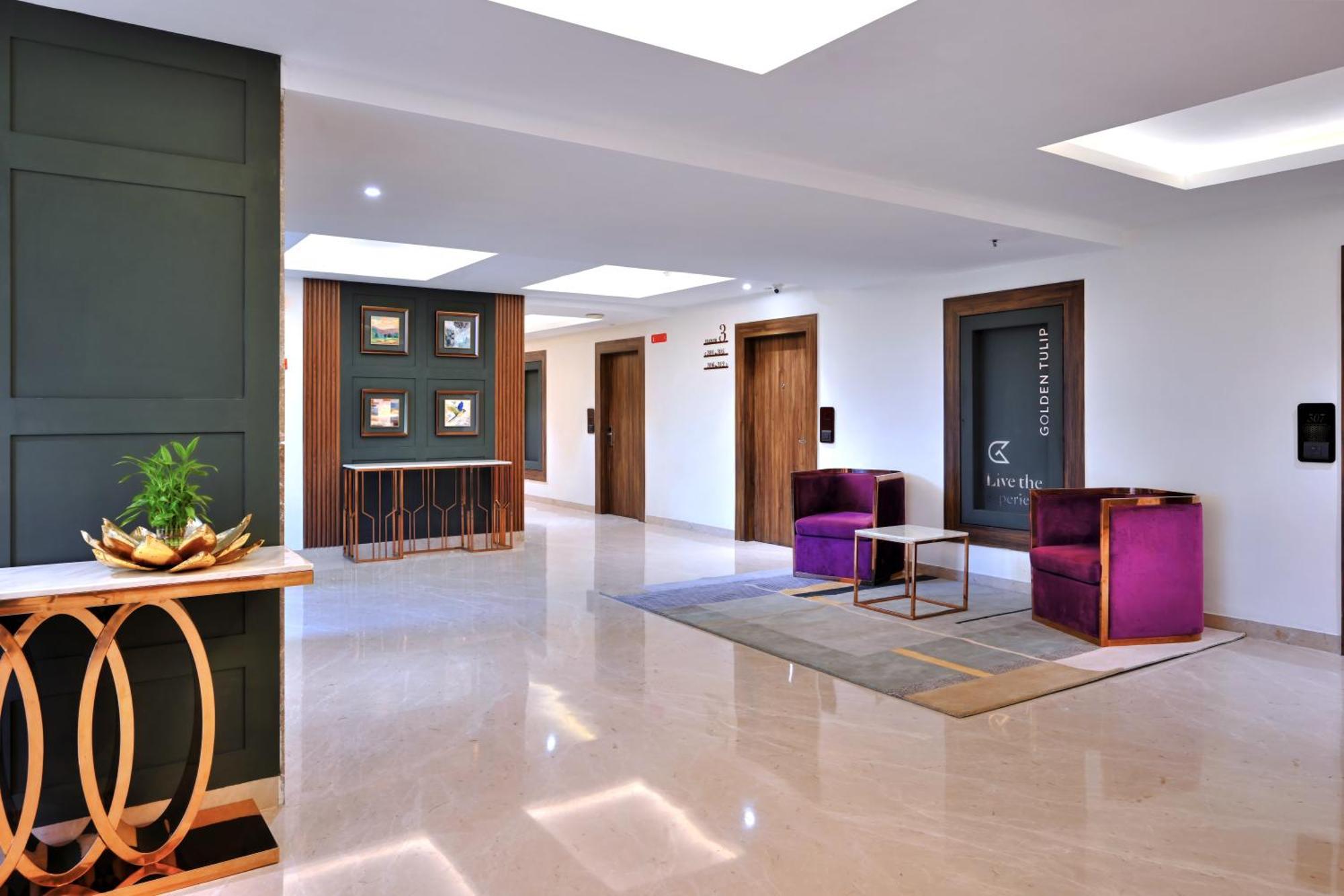 Отель Golden Tulip Agra Агра Экстерьер фото