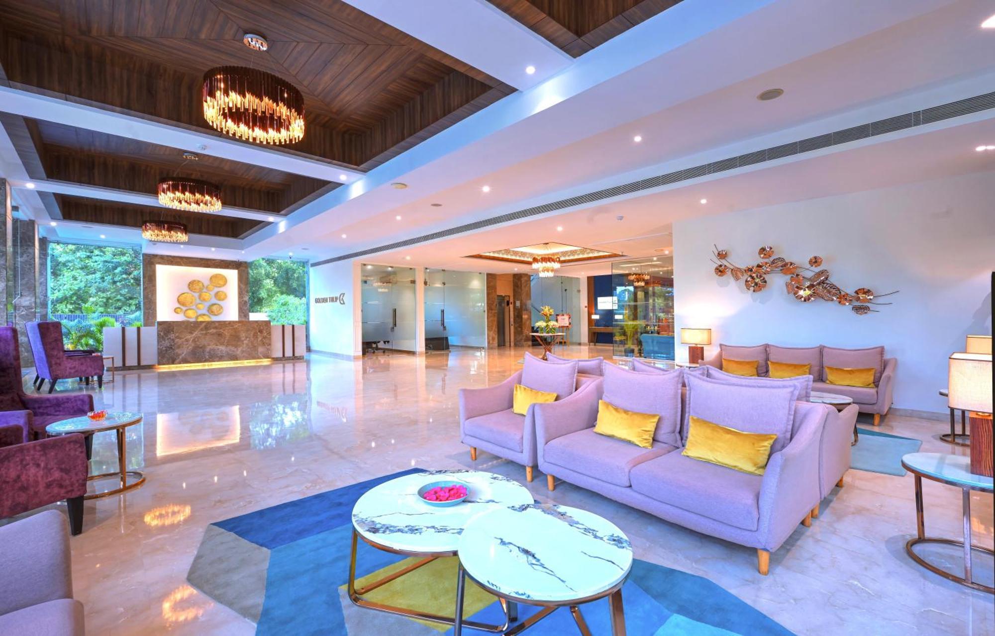 Отель Golden Tulip Agra Агра Экстерьер фото